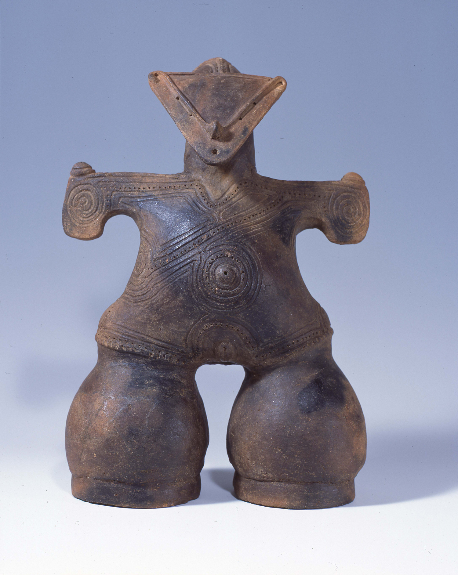 Poterie de style Jōmon datant de l'époque préhistorique