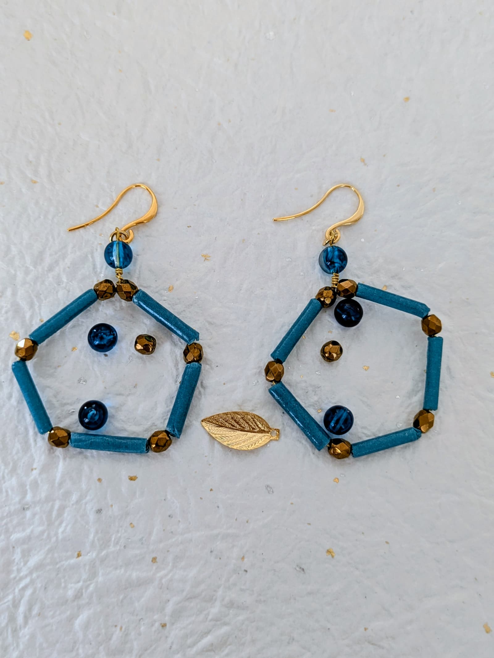 Boucles d'oreilles Prismes d'Azur - Collection Voyage Turquoise - Par Sakura Créations