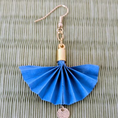 Boucles d'oreilles Origami Éventail Ondoyant – Ciel d’Été - Collection Les Origami Japonais - Par Sakura Créations