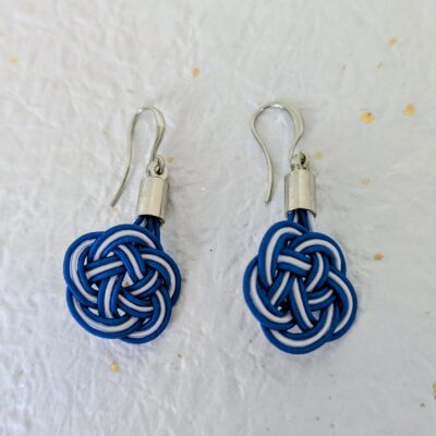Boucles d'oreilles Umemusubi - Bleu Turquoise & Blanc - Collection Mizuhiki - Par Sakura Créations