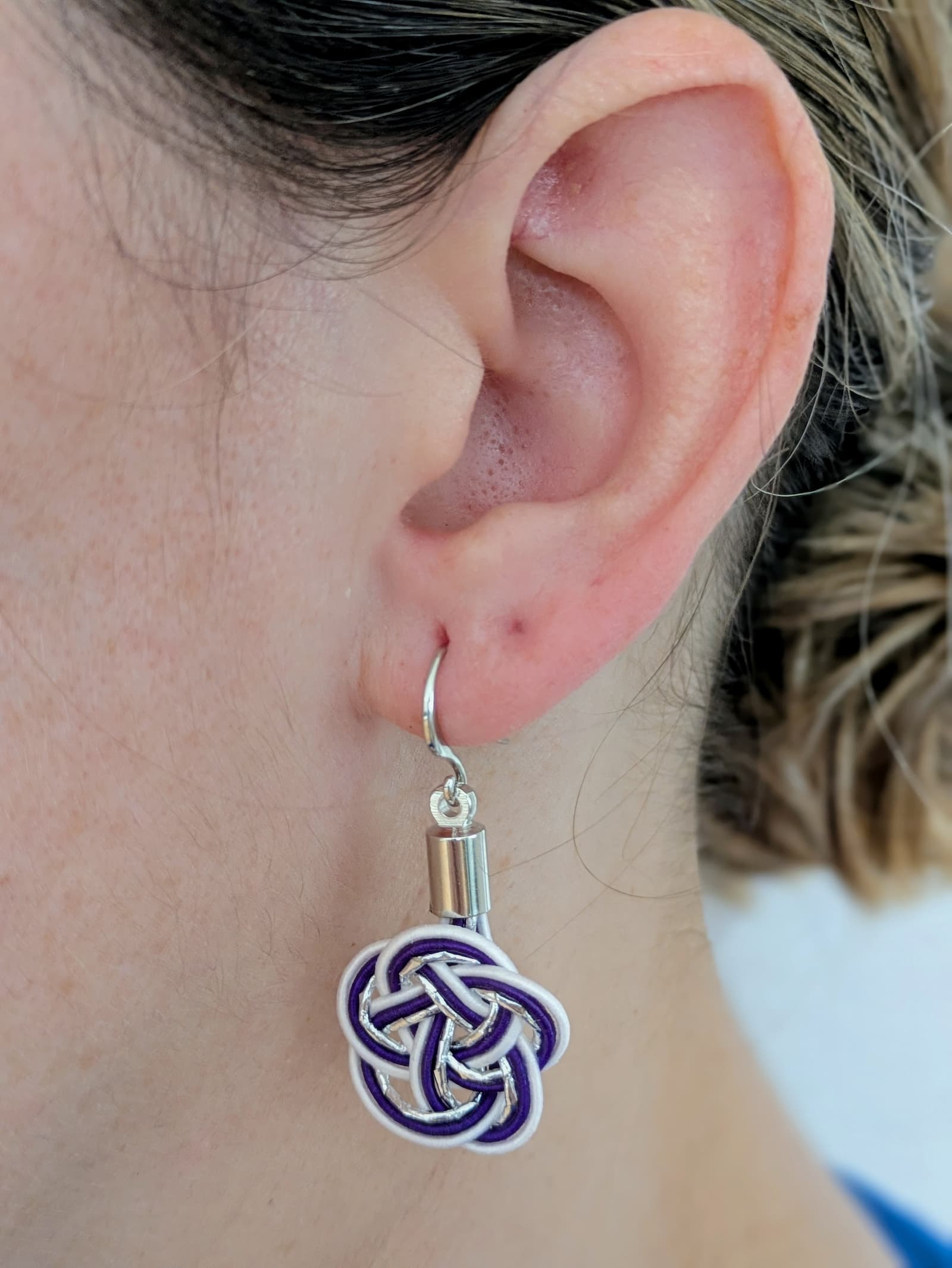 Boucles d'oreilles Umemusubi - Violet & Argenté - Collection Mizuhiki - Par Sakura Créations