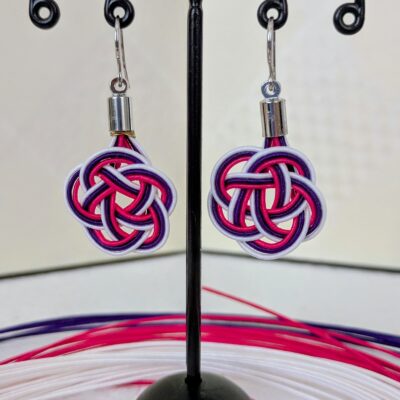 Boucles d'oreilles Umemusubi - Violet & Rose Fuchsia - Collection Mizuhiki - Par Sakura Créations
