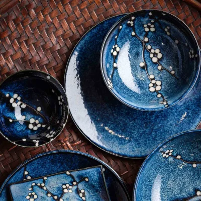 La céramique japonaise : entre mains, feu et silence