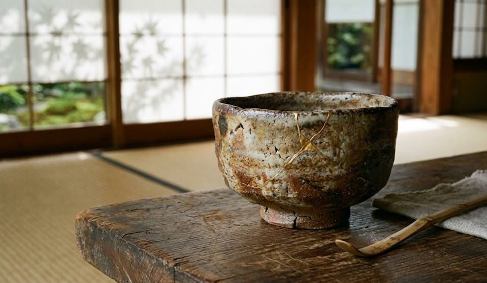 Céramique respectant le concept du Wabi-sabi