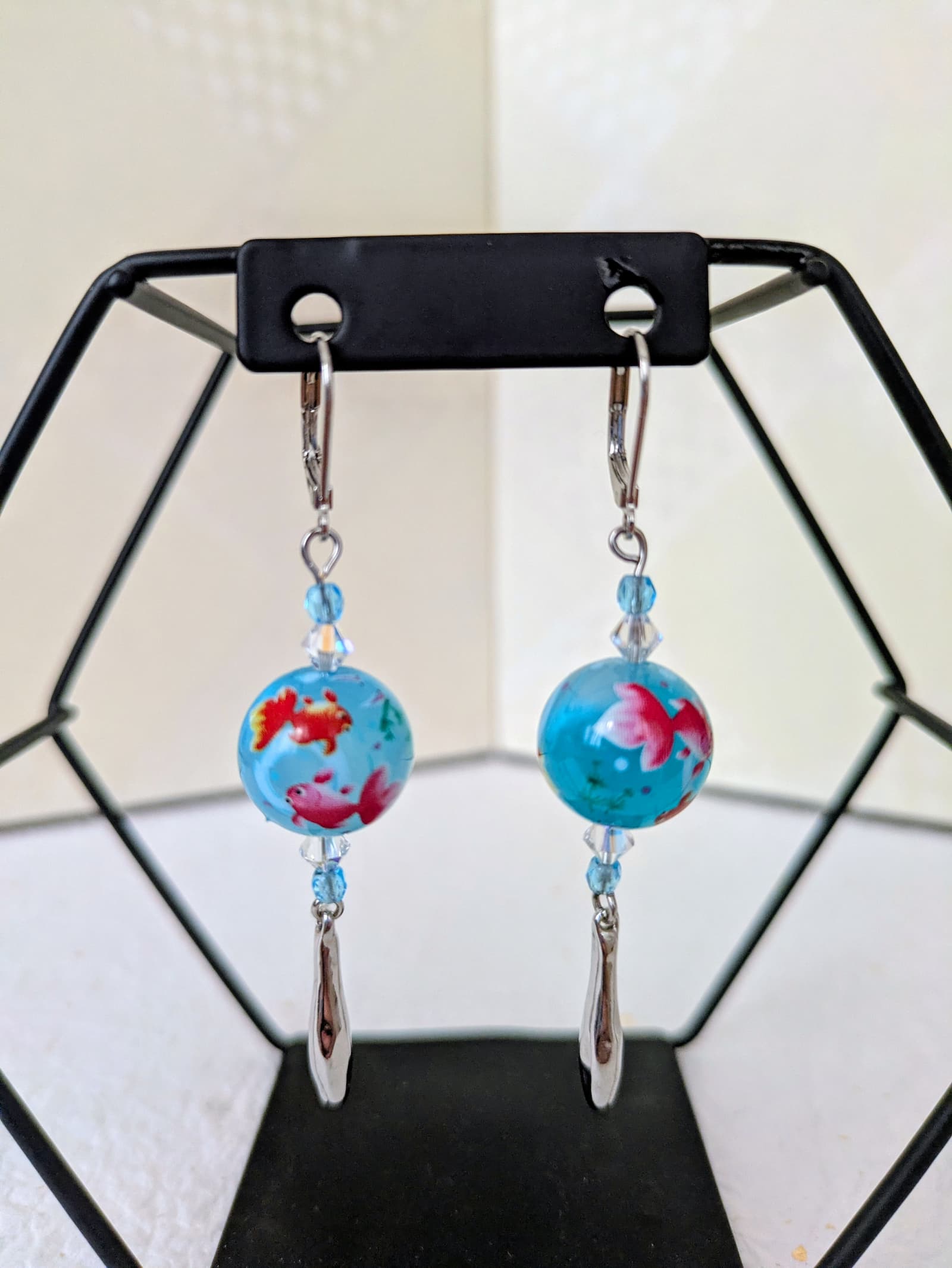 Boucles d'oreilles Ballet Aigue-Marine issu de la Collection Danse de Kingyo, inspirée des poissons rouges japonais