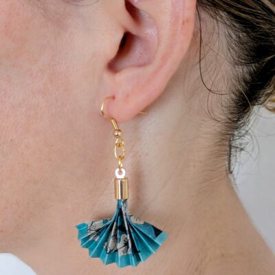 Boucles d'oreilles Origami Éventail Japonais – Bleu d’Okinawa - Collection Les Origami Japonais - Par Sakura Créations