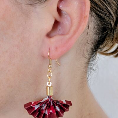 Boucles d'oreilles Origami Éventail Japonais – Camélias Rouges - Collection Les Origami Japonais - Par Sakura Créations